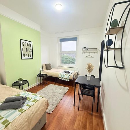 Cricklewood Broadway Guest Home Лондон Екстер'єр фото